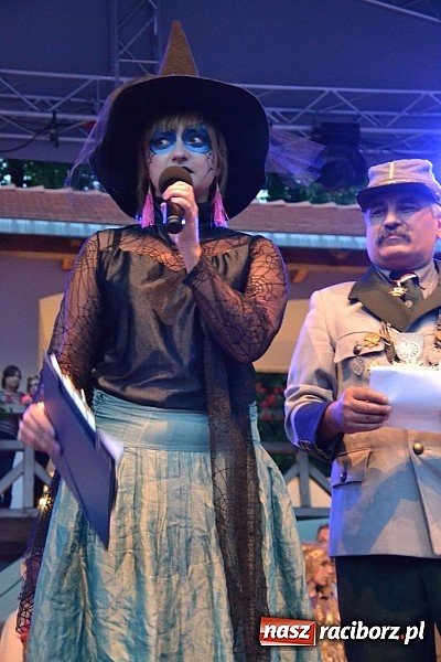 Zdjęcie w galerii na portalu naszraciborz.pl: Zobacz jak na zamku witano wakacje, czyli Zamkowa Noc z Duchami - odsłona trzecia wiadomości z regionu