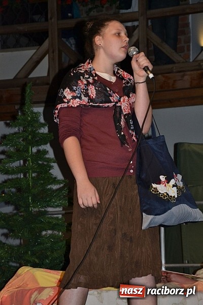 Zdjęcie w galerii na portalu naszraciborz.pl: Zobacz jak na zamku witano wakacje, czyli Zamkowa Noc z Duchami - odsłona trzecia wiadomości z regionu