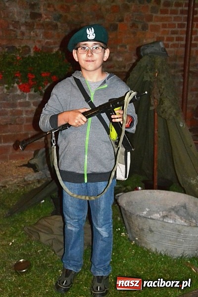 Zdjęcie w galerii na portalu naszraciborz.pl: Zobacz jak na zamku witano wakacje, czyli Zamkowa Noc z Duchami - odsłona trzecia wiadomości z regionu