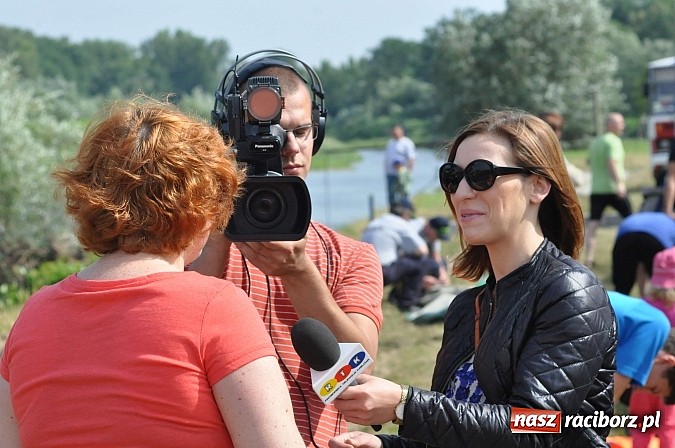 Zdjęcie w galerii na portalu naszraciborz.pl: Pierwsze koty za płoty. Sezon na Meandrach Odry otwarty wiadomości z regionu