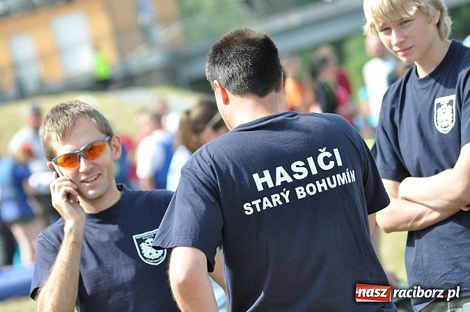 Zdjęcie w galerii na portalu naszraciborz.pl: Pierwsze koty za płoty. Sezon na Meandrach Odry otwarty wiadomości z regionu