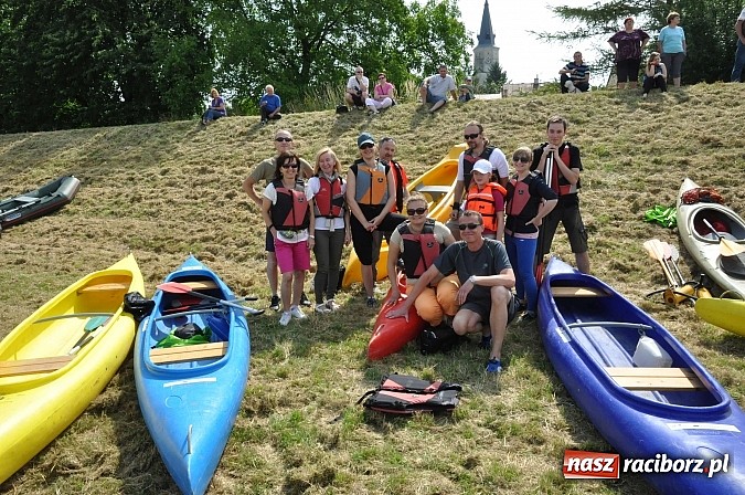 Zdjęcie w galerii na portalu naszraciborz.pl: Pierwsze koty za płoty. Sezon na Meandrach Odry otwarty wiadomości z regionu