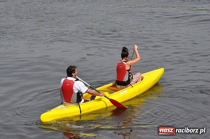Zdjęcie w galerii na portalu naszraciborz.pl: Pierwsze koty za płoty. Sezon na Meandrach Odry otwarty wiadomości z regionu