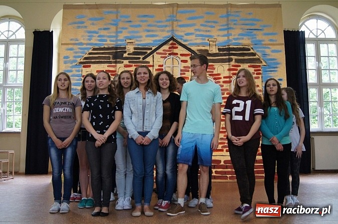 Zdjęcie w galerii na portalu naszraciborz.pl: Taneczna integracja z młodzieżą z Białorusi  wiadomości z regionu