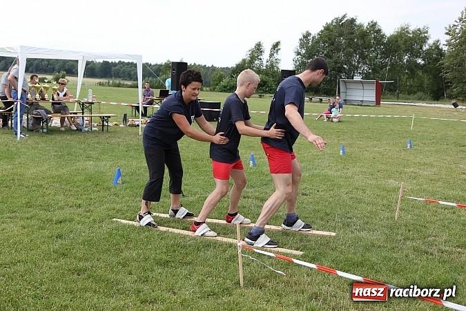 Zdjęcie w galerii na portalu naszraciborz.pl: Bieg narciarski i rzut jajkiem do fartuszka, czyli Turniej Sołectw Gminy Kornowac wiadomości z regionu