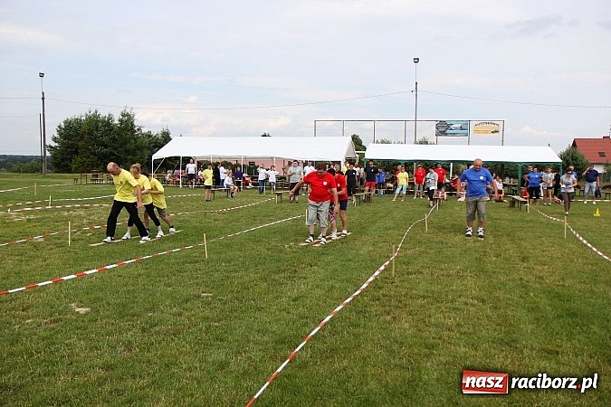 Zdjęcie w galerii na portalu naszraciborz.pl: Bieg narciarski i rzut jajkiem do fartuszka, czyli Turniej Sołectw Gminy Kornowac wiadomości z regionu