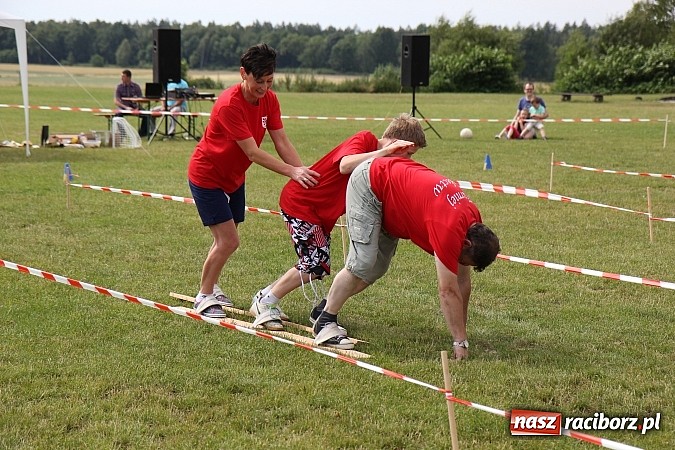 Zdjęcie w galerii na portalu naszraciborz.pl: Bieg narciarski i rzut jajkiem do fartuszka, czyli Turniej Sołectw Gminy Kornowac wiadomości z regionu
