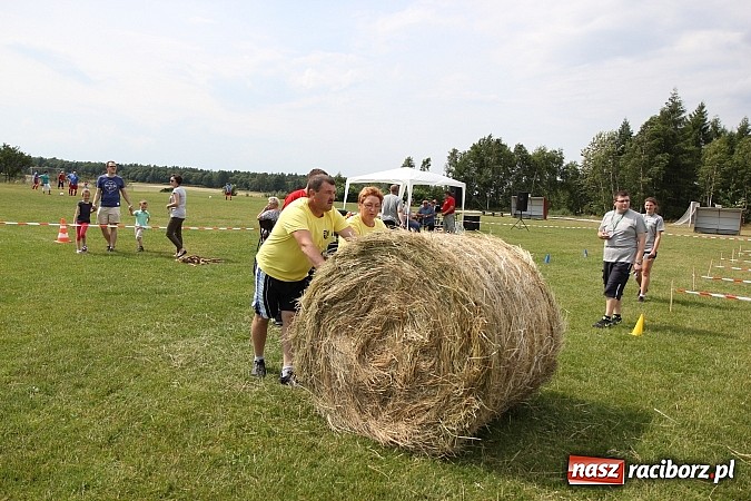 Zdjęcie w galerii na portalu naszraciborz.pl: Bieg narciarski i rzut jajkiem do fartuszka, czyli Turniej Sołectw Gminy Kornowac wiadomości z regionu