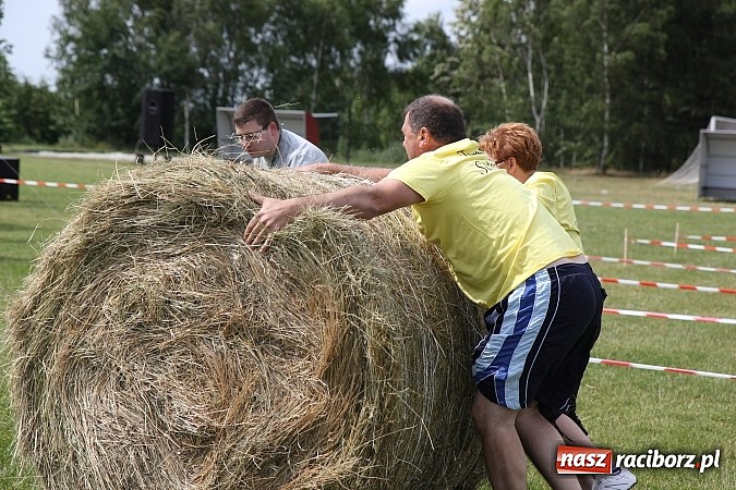Zdjęcie w galerii na portalu naszraciborz.pl: Bieg narciarski i rzut jajkiem do fartuszka, czyli Turniej Sołectw Gminy Kornowac wiadomości z regionu