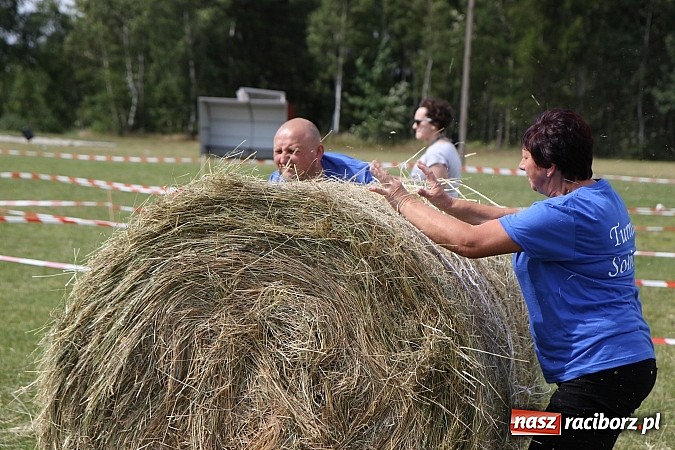 Zdjęcie w galerii na portalu naszraciborz.pl: Bieg narciarski i rzut jajkiem do fartuszka, czyli Turniej Sołectw Gminy Kornowac wiadomości z regionu