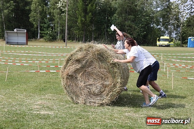 Zdjęcie w galerii na portalu naszraciborz.pl: Bieg narciarski i rzut jajkiem do fartuszka, czyli Turniej Sołectw Gminy Kornowac wiadomości z regionu