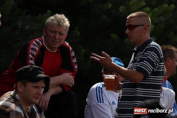 Zdjęcie w galerii na portalu naszraciborz.pl: Bieg narciarski i rzut jajkiem do fartuszka, czyli Turniej Sołectw Gminy Kornowac wiadomości z regionu