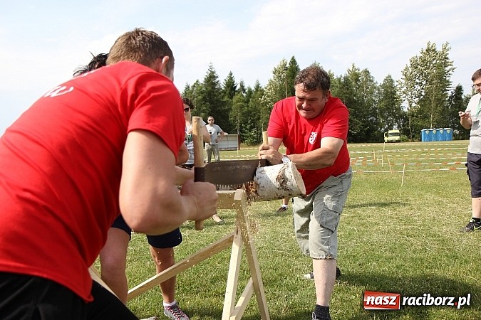 Zdjęcie w galerii na portalu naszraciborz.pl: Bieg narciarski i rzut jajkiem do fartuszka, czyli Turniej Sołectw Gminy Kornowac wiadomości z regionu