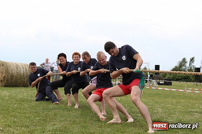 Zdjęcie w galerii na portalu naszraciborz.pl: Bieg narciarski i rzut jajkiem do fartuszka, czyli Turniej Sołectw Gminy Kornowac wiadomości z regionu