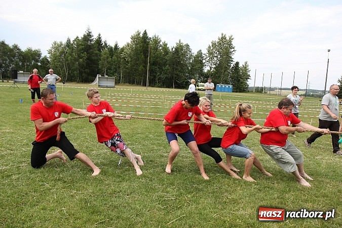 Zdjęcie w galerii na portalu naszraciborz.pl: Bieg narciarski i rzut jajkiem do fartuszka, czyli Turniej Sołectw Gminy Kornowac wiadomości z regionu