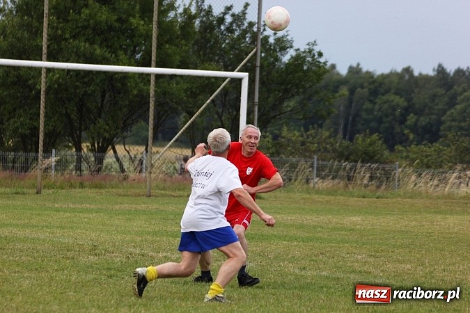 Zdjęcie w galerii na portalu naszraciborz.pl: Bieg narciarski i rzut jajkiem do fartuszka, czyli Turniej Sołectw Gminy Kornowac wiadomości z regionu