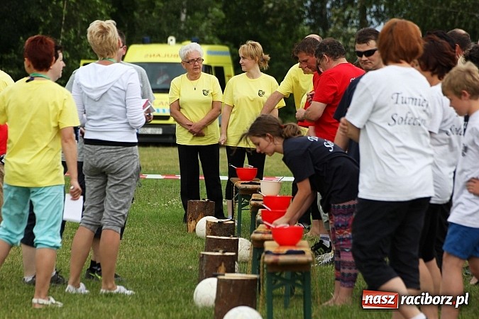 Zdjęcie w galerii na portalu naszraciborz.pl: Bieg narciarski i rzut jajkiem do fartuszka, czyli Turniej Sołectw Gminy Kornowac wiadomości z regionu