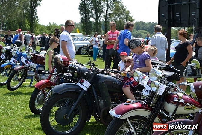 Zdjęcie w galerii na portalu naszraciborz.pl: Ponad sto wozów na VII zlocie w Zabełkowie wiadomości z regionu