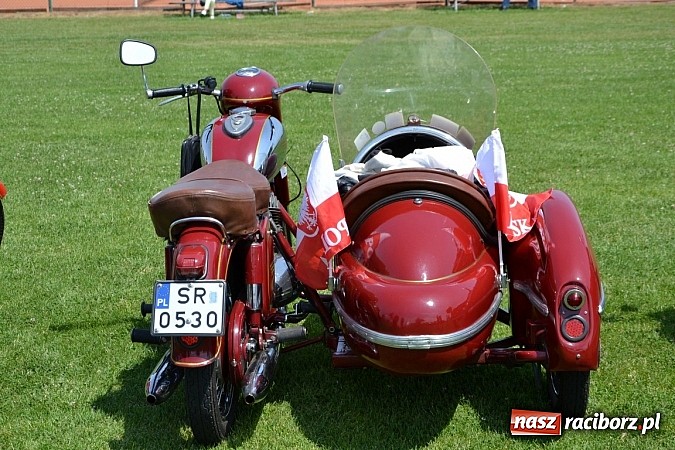 Zdjęcie w galerii na portalu naszraciborz.pl: Ponad sto wozów na VII zlocie w Zabełkowie wiadomości z regionu