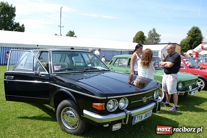 Zdjęcie w galerii na portalu naszraciborz.pl: Ponad sto wozów na VII zlocie w Zabełkowie wiadomości z regionu