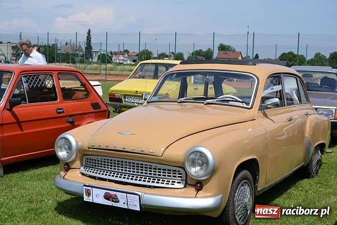 Zdjęcie w galerii na portalu naszraciborz.pl: Ponad sto wozów na VII zlocie w Zabełkowie wiadomości z regionu