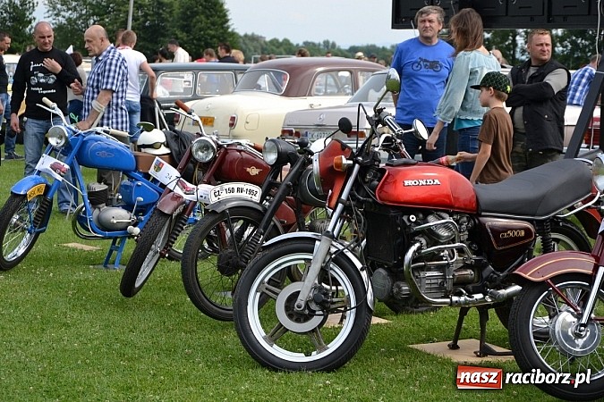 Zdjęcie w galerii na portalu naszraciborz.pl: Ponad sto wozów na VII zlocie w Zabełkowie wiadomości z regionu