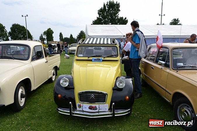 Zdjęcie w galerii na portalu naszraciborz.pl: Ponad sto wozów na VII zlocie w Zabełkowie wiadomości z regionu