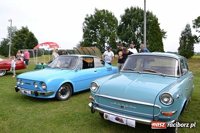 Zdjęcie w galerii na portalu naszraciborz.pl: Ponad sto wozów na VII zlocie w Zabełkowie wiadomości z regionu