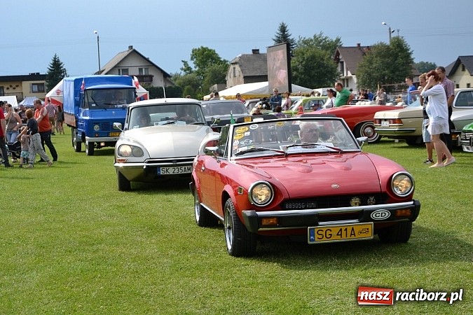 Zdjęcie w galerii na portalu naszraciborz.pl: Ponad sto wozów na VII zlocie w Zabełkowie wiadomości z regionu