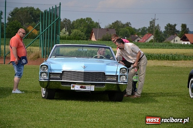 Zdjęcie w galerii na portalu naszraciborz.pl: Ponad sto wozów na VII zlocie w Zabełkowie wiadomości z regionu