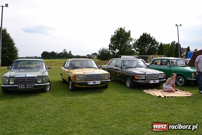 Zdjęcie w galerii na portalu naszraciborz.pl: Ponad sto wozów na VII zlocie w Zabełkowie wiadomości z regionu