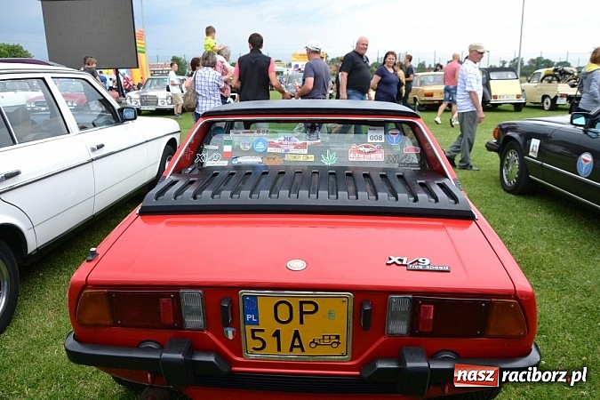 Zdjęcie w galerii na portalu naszraciborz.pl: Ponad sto wozów na VII zlocie w Zabełkowie wiadomości z regionu