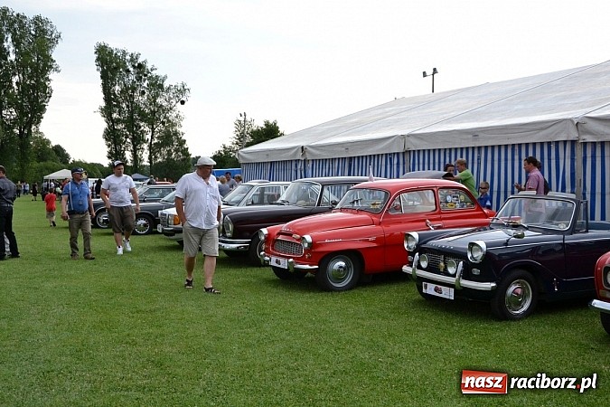 Zdjęcie w galerii na portalu naszraciborz.pl: Ponad sto wozów na VII zlocie w Zabełkowie wiadomości z regionu