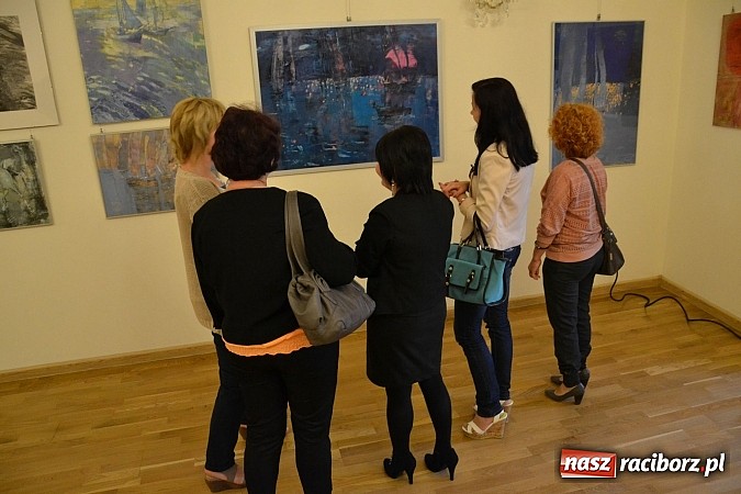Zdjęcie w galerii na portalu naszraciborz.pl: Nierealne - wernisaż wystawy Sylwii Marcinków Matulka na zamku  wiadomości z regionu