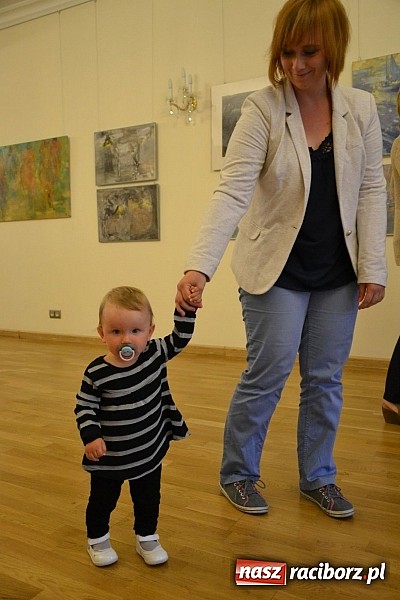 Zdjęcie w galerii na portalu naszraciborz.pl: Nierealne - wernisaż wystawy Sylwii Marcinków Matulka na zamku  wiadomości z regionu