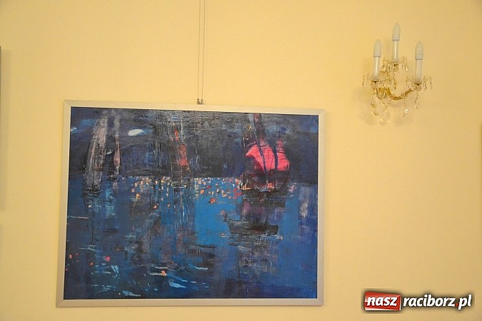 Zdjęcie w galerii na portalu naszraciborz.pl: Nierealne - wernisaż wystawy Sylwii Marcinków Matulka na zamku  wiadomości z regionu