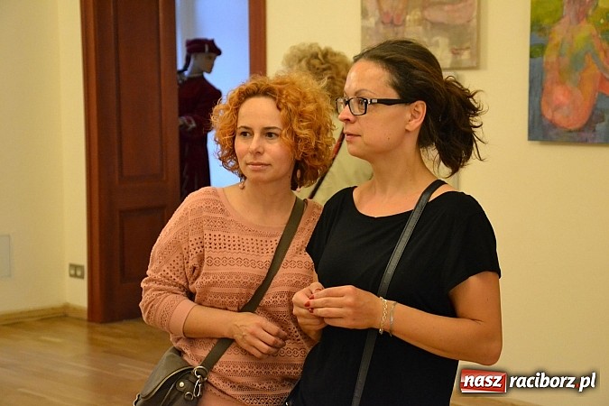Zdjęcie w galerii na portalu naszraciborz.pl: Nierealne - wernisaż wystawy Sylwii Marcinków Matulka na zamku  wiadomości z regionu