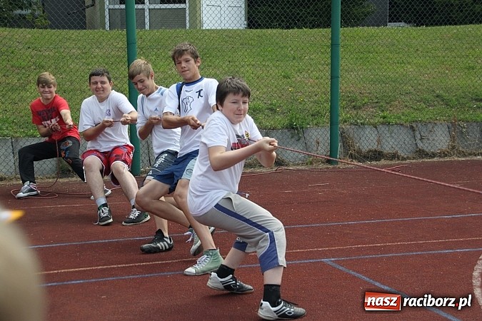 Zdjęcie w galerii na portalu naszraciborz.pl: Ministranci zmagali się dziś w Pietrowicach Wielkich wiadomości z regionu