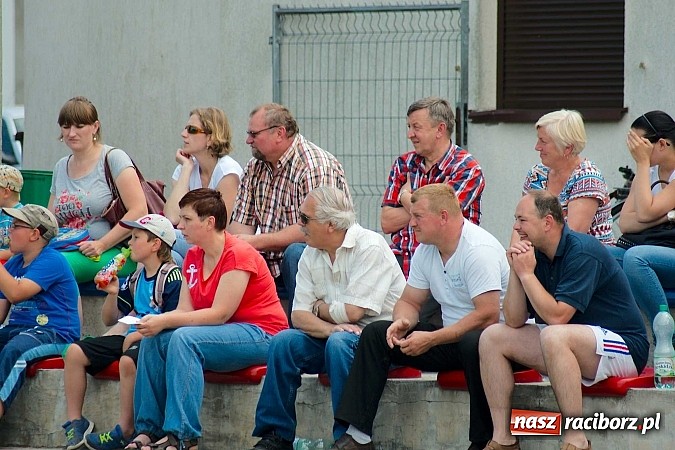 Zdjęcie w galerii na portalu naszraciborz.pl: Tworków Cup 2014: Przegrywać też trzeba się nauczyć. Gospodarze poza podium. Banik z pucharem! wiadomości z regionu