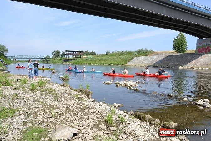 Zdjęcie w galerii na portalu naszraciborz.pl: Meandry Odry zachwycają. Zobacz zdjęcia z trasy wczorajszego spływu wiadomości z regionu