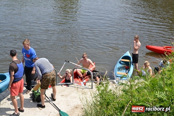 Zdjęcie w galerii na portalu naszraciborz.pl: Meandry Odry zachwycają. Zobacz zdjęcia z trasy wczorajszego spływu wiadomości z regionu