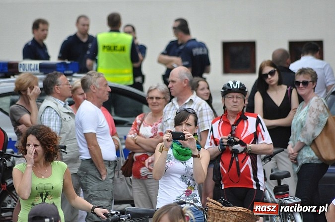 Zdjęcie w galerii na portalu naszraciborz.pl: Szósta Rowerowa Masa Krytyczna przejechała przez Racibórz. Super frekwencja wiadomości z regionu