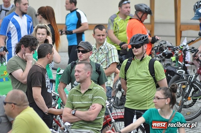 Zdjęcie w galerii na portalu naszraciborz.pl: Szósta Rowerowa Masa Krytyczna przejechała przez Racibórz. Super frekwencja wiadomości z regionu