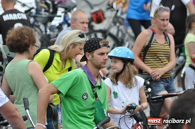 Zdjęcie w galerii na portalu naszraciborz.pl: Szósta Rowerowa Masa Krytyczna przejechała przez Racibórz. Super frekwencja wiadomości z regionu