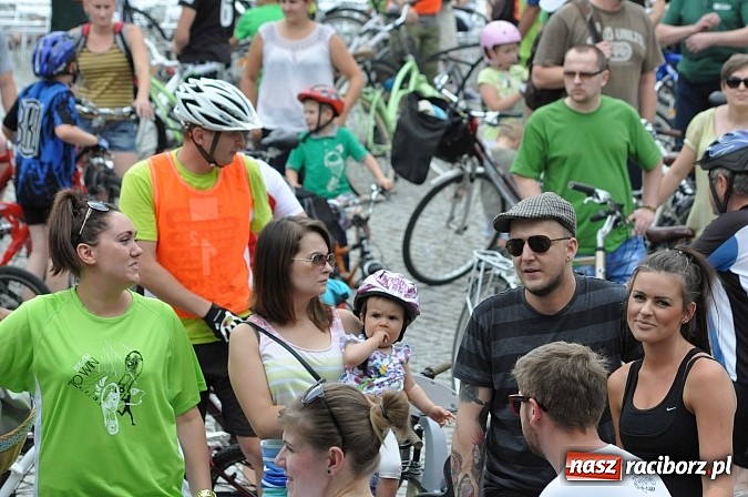Zdjęcie w galerii na portalu naszraciborz.pl: Szósta Rowerowa Masa Krytyczna przejechała przez Racibórz. Super frekwencja wiadomości z regionu