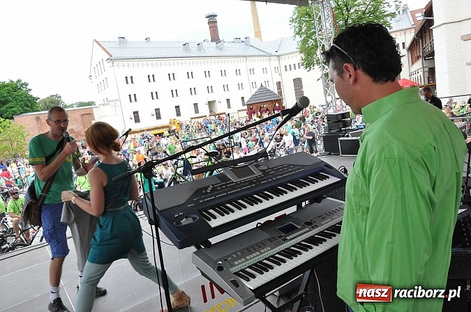 Zdjęcie w galerii na portalu naszraciborz.pl: Szósta Rowerowa Masa Krytyczna przejechała przez Racibórz. Super frekwencja wiadomości z regionu