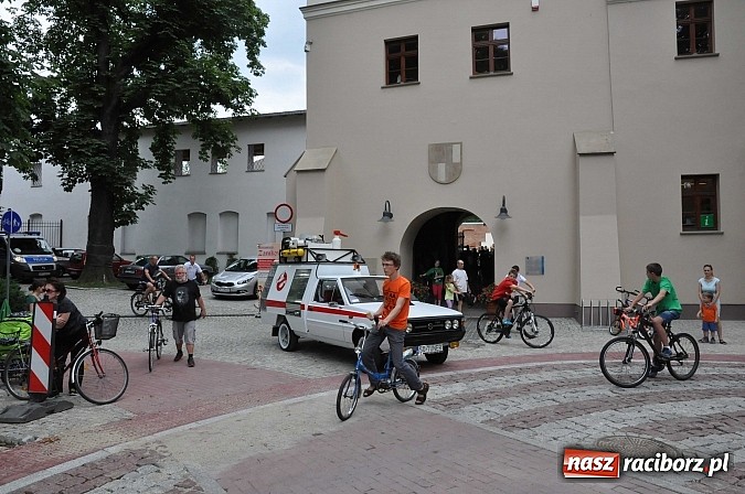 Zdjęcie w galerii na portalu naszraciborz.pl: Szósta Rowerowa Masa Krytyczna przejechała przez Racibórz. Super frekwencja wiadomości z regionu