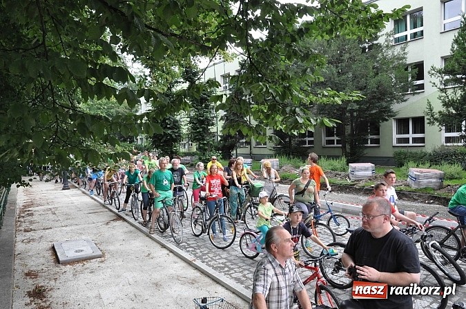 Zdjęcie w galerii na portalu naszraciborz.pl: Szósta Rowerowa Masa Krytyczna przejechała przez Racibórz. Super frekwencja wiadomości z regionu