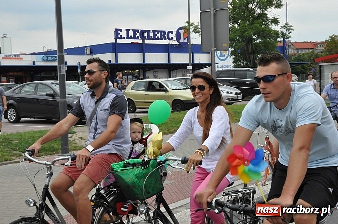 Zdjęcie w galerii na portalu naszraciborz.pl: Szósta Rowerowa Masa Krytyczna przejechała przez Racibórz. Super frekwencja wiadomości z regionu