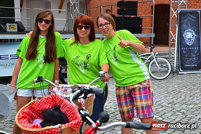 Zdjęcie w galerii na portalu naszraciborz.pl: Szósta Rowerowa Masa Krytyczna przejechała przez Racibórz. Super frekwencja wiadomości z regionu